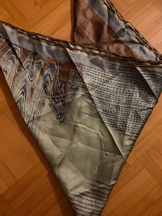 Richard Allan Accessories - RICHARD ALLAN Pure Silk Scarf